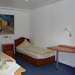 Zum Nussbaum 3*
