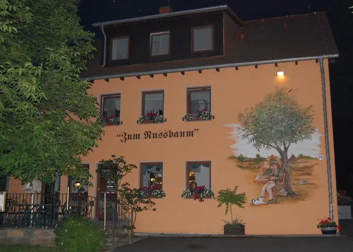 Zum Nussbaum Gæstehus 3*