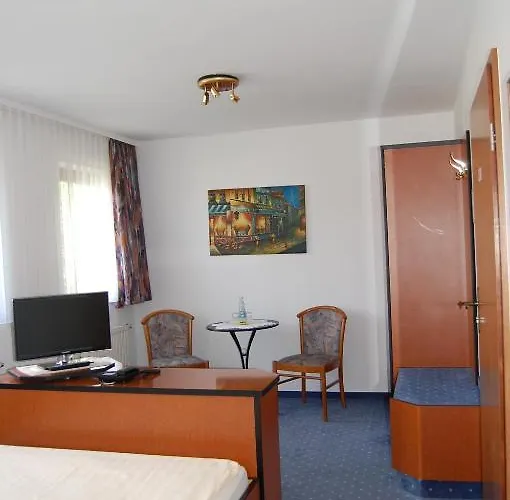 Zum Nussbaum Guest house