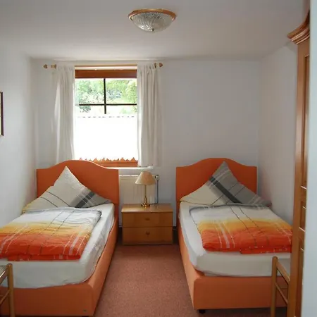 Konukevi Zum Nussbaum Dresden